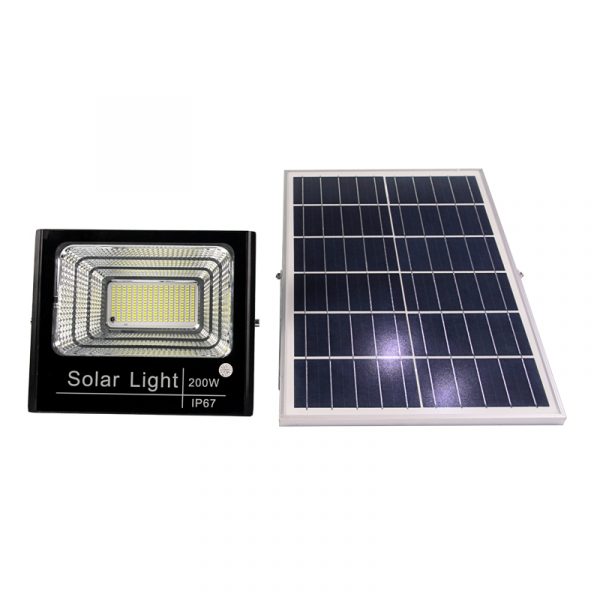 den-nang-luong-mat-troi-IP67-200W-600x600